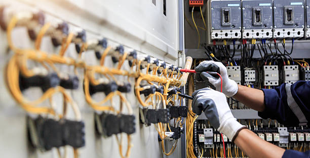 Professional Electrician technician working in Seat Pleasant, MD